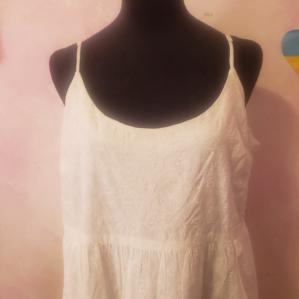 Club Monaco White Flowy Dress - Picture 6 of 6